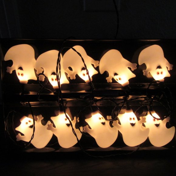 2 Sets of Hallmark Ghost Halloween Boo Bazaar Blinkers String Lights Plastic - Picture 7 of 8